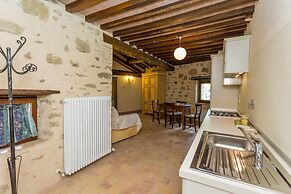 Borgo Colognola - Dimora Storica