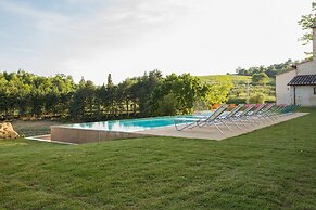 Borgo Colognola - Dimora Storica