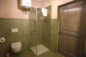 Borgo Colognola - Dimora Storica