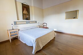 Borgo Colognola - Dimora Storica