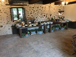 Borgo Colognola - Dimora Storica