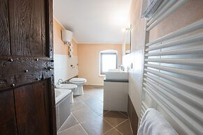 Borgo Colognola - Dimora Storica