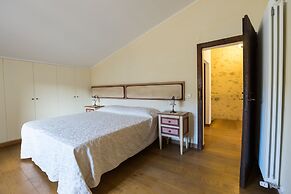 Borgo Colognola - Dimora Storica