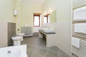 Borgo Colognola - Dimora Storica