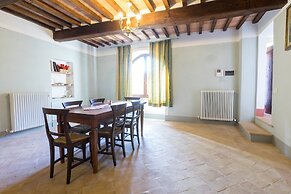 Borgo Colognola - Dimora Storica