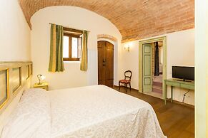 Borgo Colognola - Dimora Storica