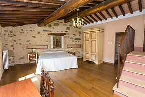 Borgo Colognola - Dimora Storica