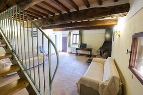 Borgo Colognola - Dimora Storica