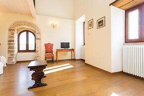 Borgo Colognola - Dimora Storica