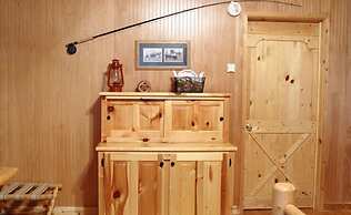 Silverwolf Log Chalet Resort