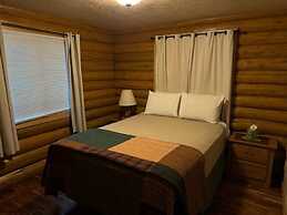 Silverwolf Log Chalet Resort