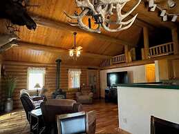 Silverwolf Log Chalet Resort