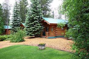 Silverwolf Log Chalet Resort