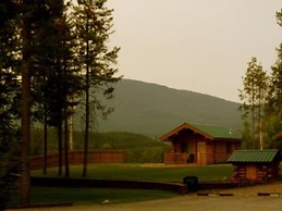 Silverwolf Log Chalet Resort