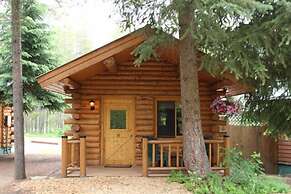 Silverwolf Log Chalet Resort