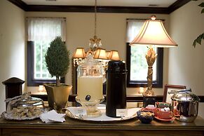 The Belvedere Inn & Restaurant