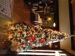 The Belvedere Inn & Restaurant