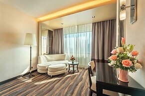Royal Benja Hotel