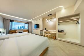 Royal Benja Hotel
