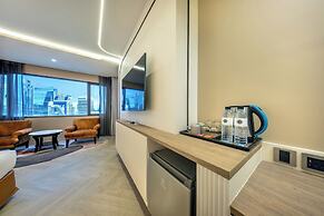 Royal Benja Hotel