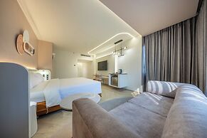 Royal Benja Hotel