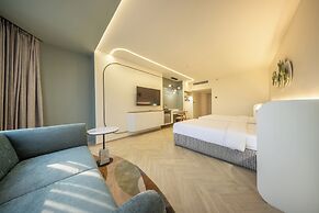 Royal Benja Hotel