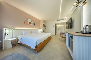 Royal Benja Hotel