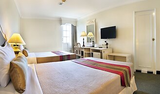 Royal Rattanakosin Hotel