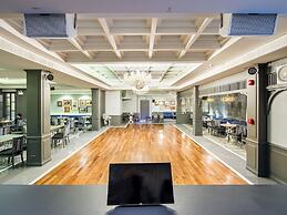 Royal Rattanakosin Hotel