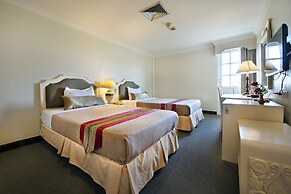 Royal Rattanakosin Hotel