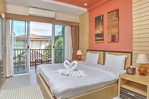 Whispering Palms Suite