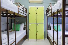 Asoke Montri Hostel