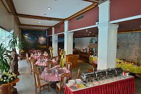 Golden Butterfly Hotel