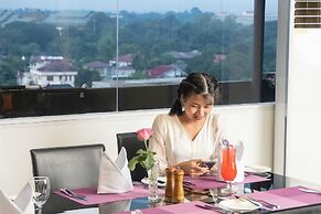 The Hub Hotel