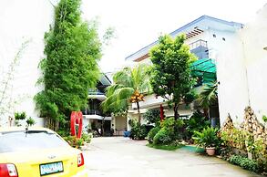 Reyna's The Haven and Gardens