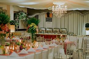 Reyna's The Haven and Gardens