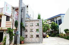 Reyna's The Haven and Gardens