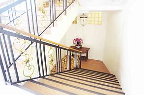 Reyna's The Haven and Gardens