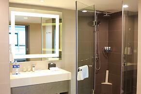 Hyatt Place Shenzhen Airport