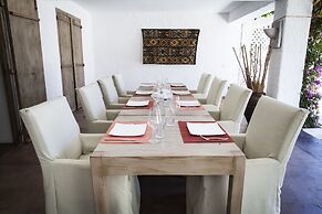 Uzuri Boutique Hotel