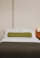 Triple J Hotel & Cabins