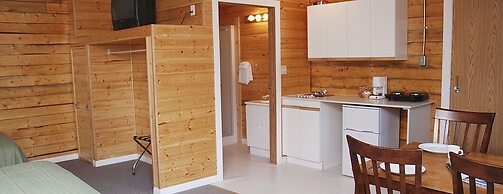 Triple J Hotel & Cabins