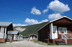 Triple J Hotel & Cabins