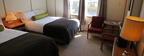 Triple J Hotel & Cabins