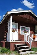 Triple J Hotel & Cabins