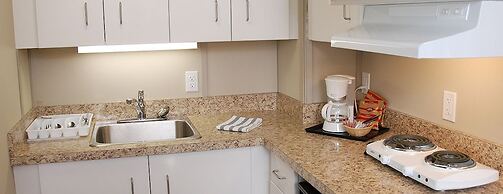 Triple J Hotel & Cabins