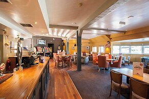 Premier Inn Tamworth Central