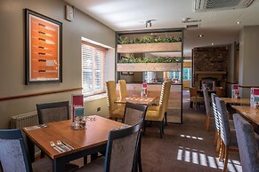 Premier Inn Walsall - M6 J10
