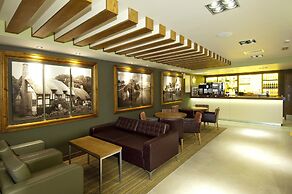 Premier Inn Stratford-Upon-Avon Central
