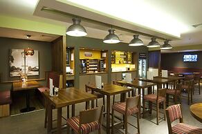 Premier Inn Leamington Spa Town Centre